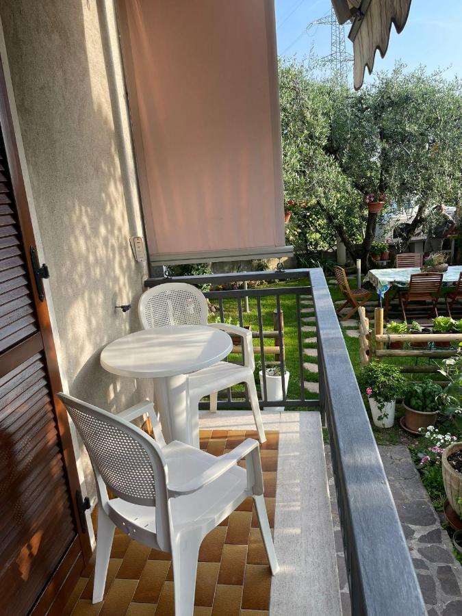 Casa Vacanze Collina Del Lago Pastrengo Buitenkant foto
